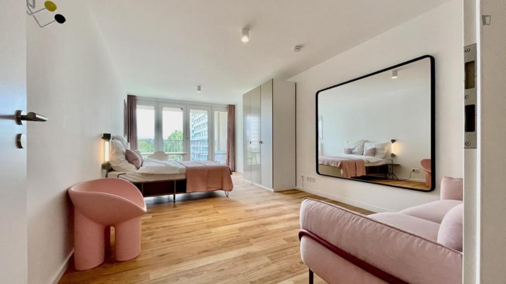 Very pleasant double bedroom in Mitte - Berlin - chambre - ImmoJeune