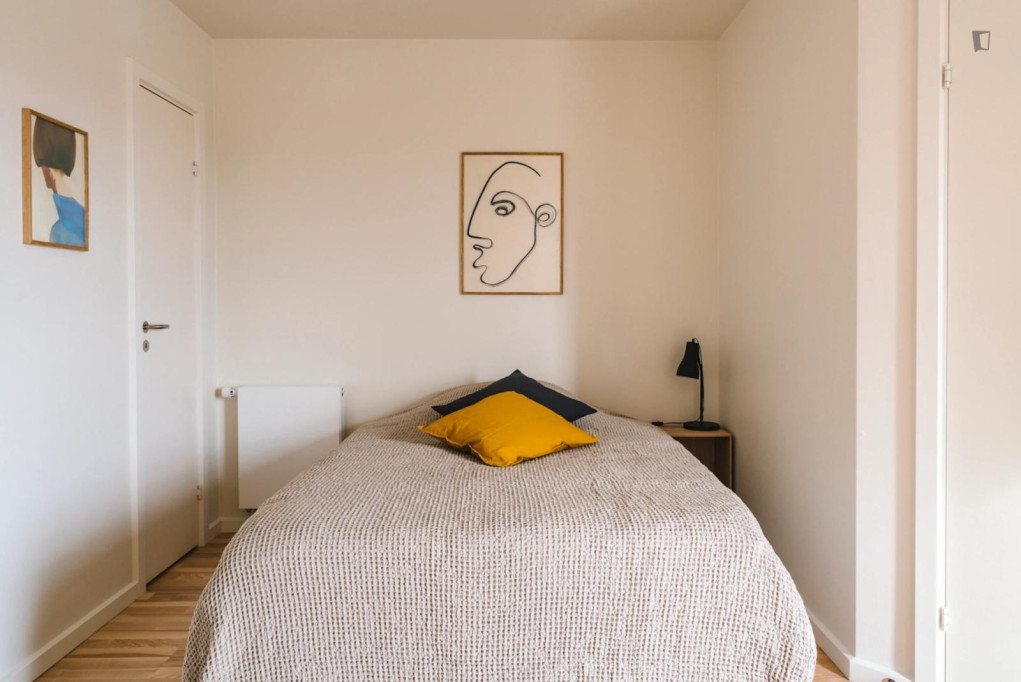 Cool single bedroom with ensuite bathroom in Sydhavnen - Copenhagen - chambre - ImmoJeune