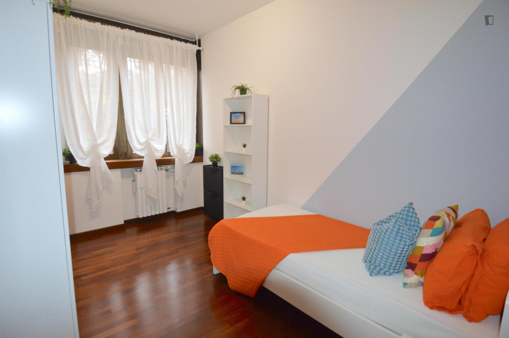 Very cosy single bedroom in Modena - Modena - chambre - ImmoJeune