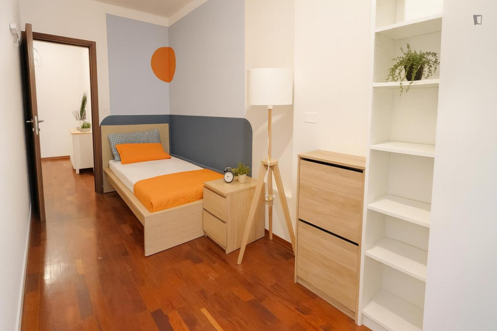 Nice single bedroom with a balcony, in Modena - Modena - chambre - ImmoJeune