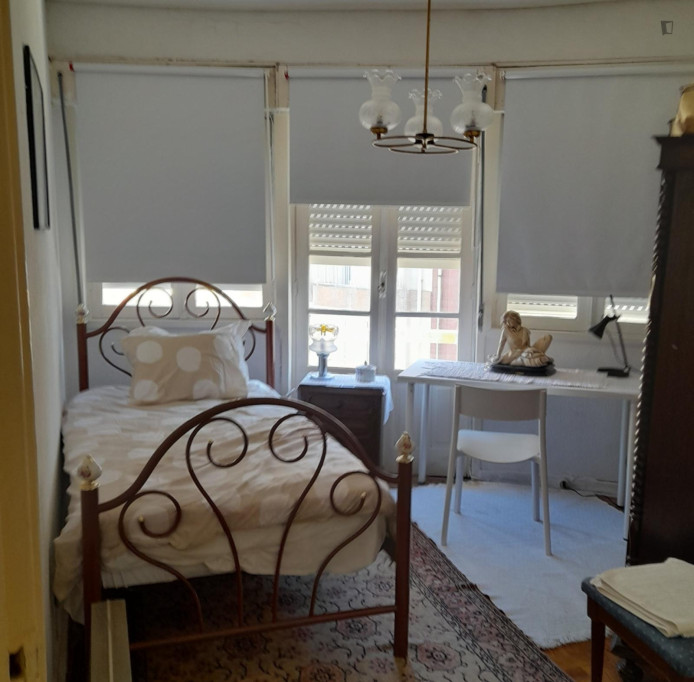 Lovely bedroom near Praia dos Ingleses  - Porto - chambre - ImmoJeune