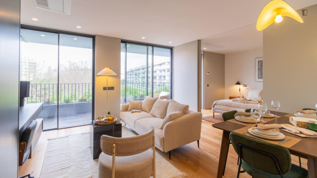 Charming and sunny 1-bedroom flat - Porto - chambre - ImmoJeune
