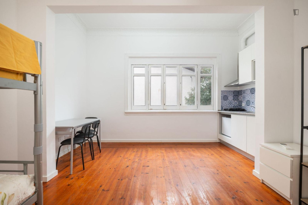 Wonderful studio in Celas neighbourhood - Coimbra - chambre - ImmoJeune