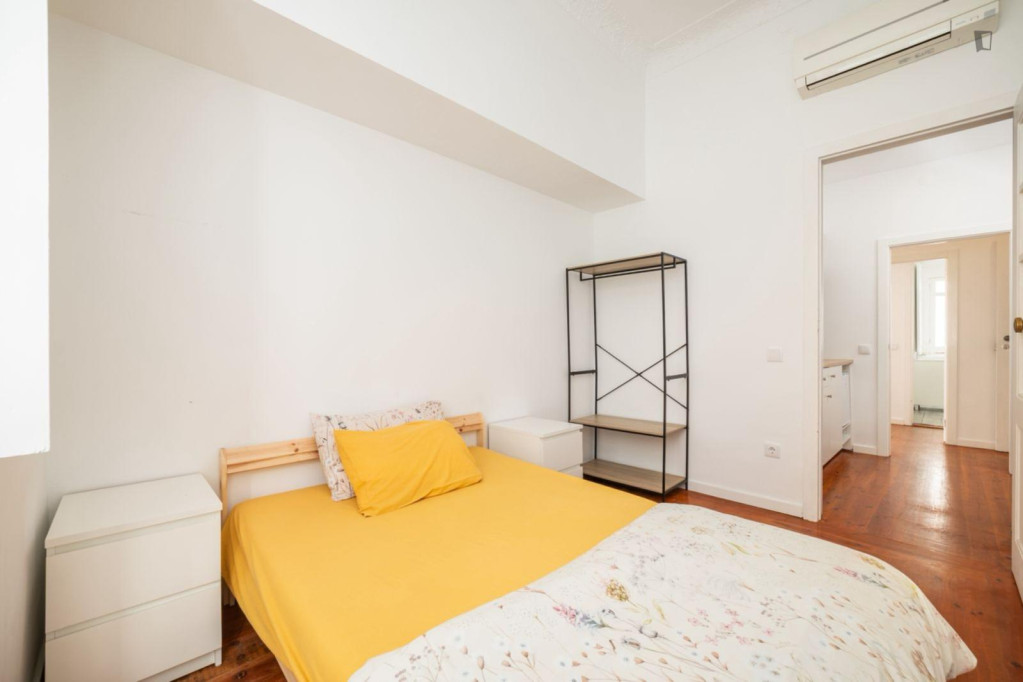 Charismatic and bright studio - Coimbra - chambre - ImmoJeune