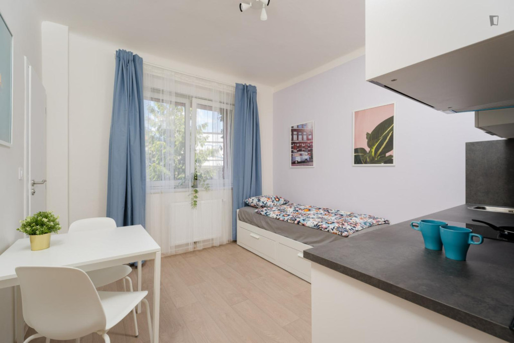 Great studio in residential Krč - Prague - chambre - ImmoJeune