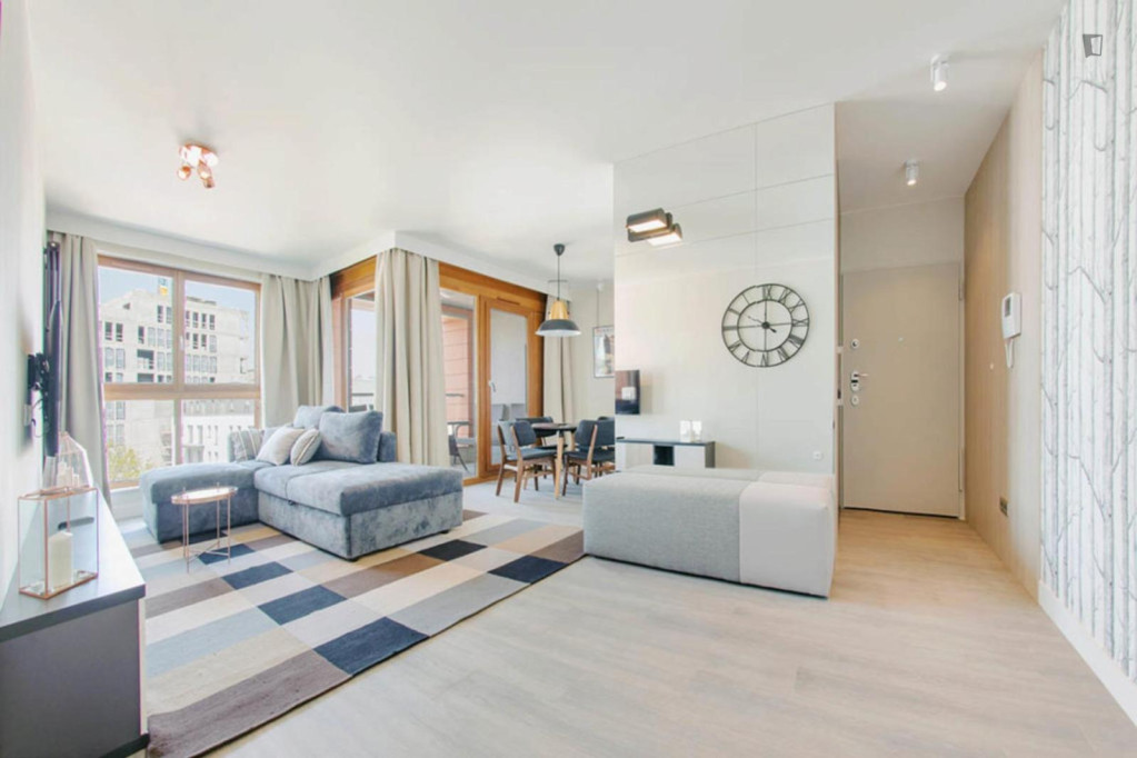 Welcoming 1 Bedroom Apartment with a balcony close to Wydział Infrastruktur University - Gdansk - chambre - ImmoJeune