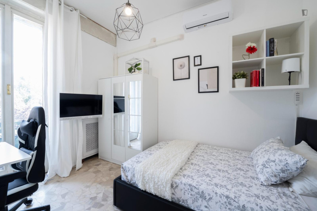 Stupendous double bedroom in Abbadesse - Milan - chambre - ImmoJeune