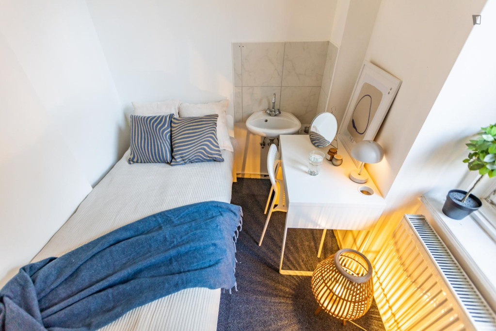 Lovely single bedroom near Budapest-Keleti station - Budapest - chambre - ImmoJeune