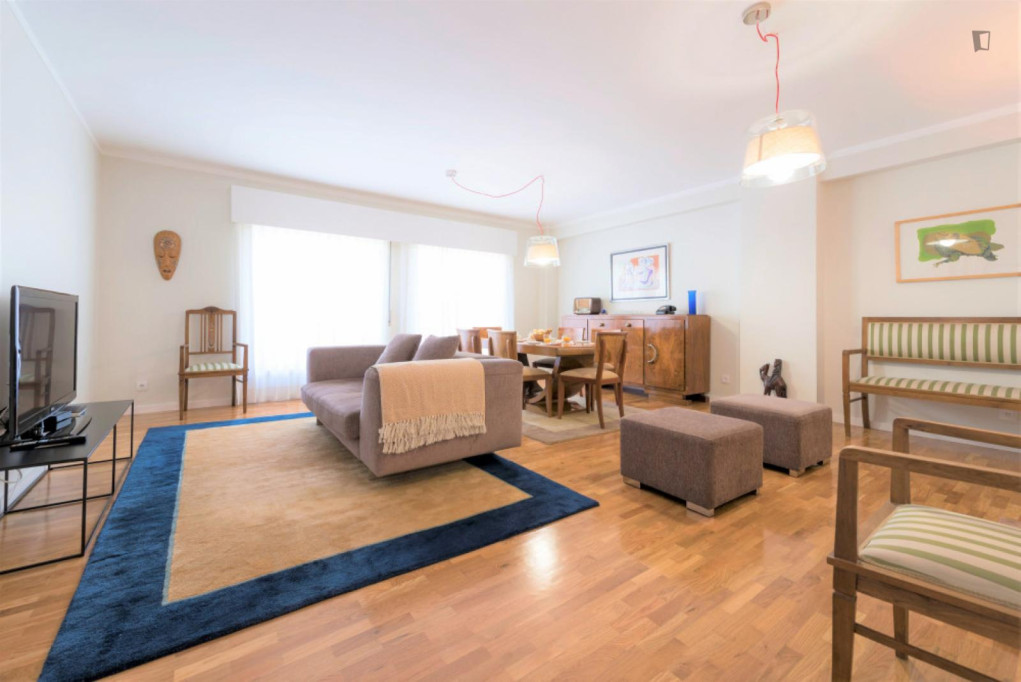 Stupendous 3-bedroom apartment in Cedofeita - Porto - chambre - ImmoJeune