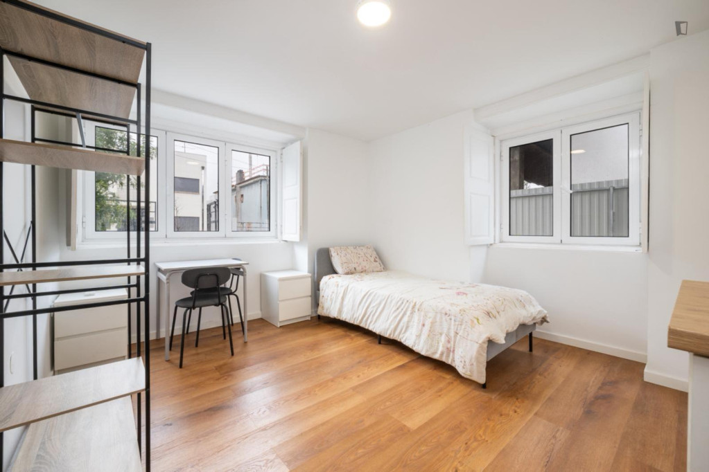 Luminous studio next to FEUC - Coimbra - chambre - ImmoJeune