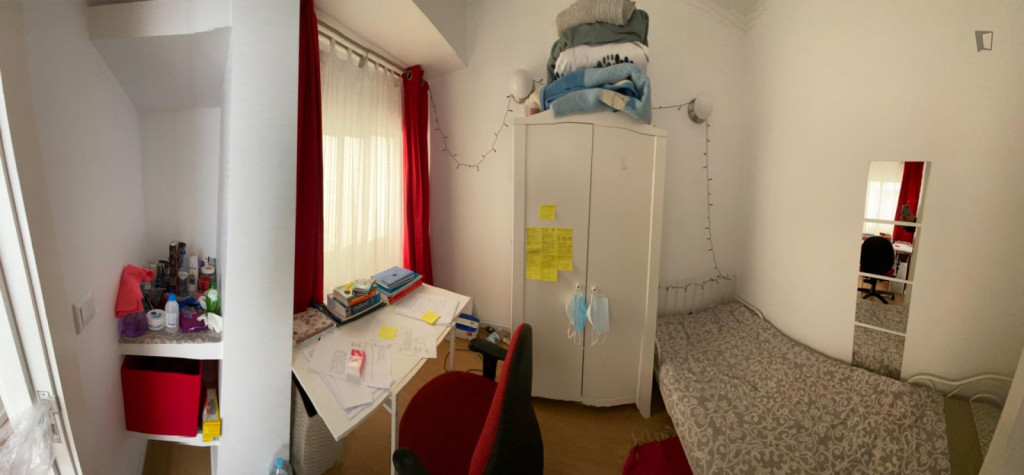 Single bedroom in Aveiro - Aveiro - chambre - ImmoJeune