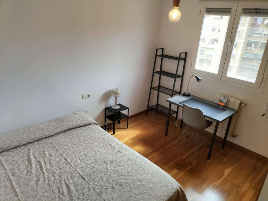 Sublime double bedroom in Mestalla - Valence - chambre - ImmoJeune