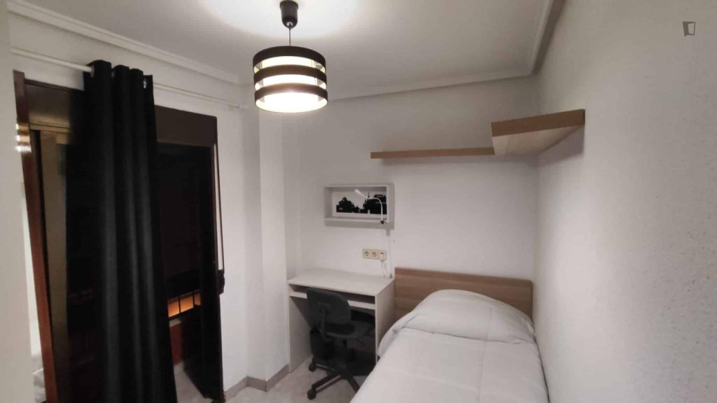 Cosy single bedroom in Albors - Valence - chambre - ImmoJeune