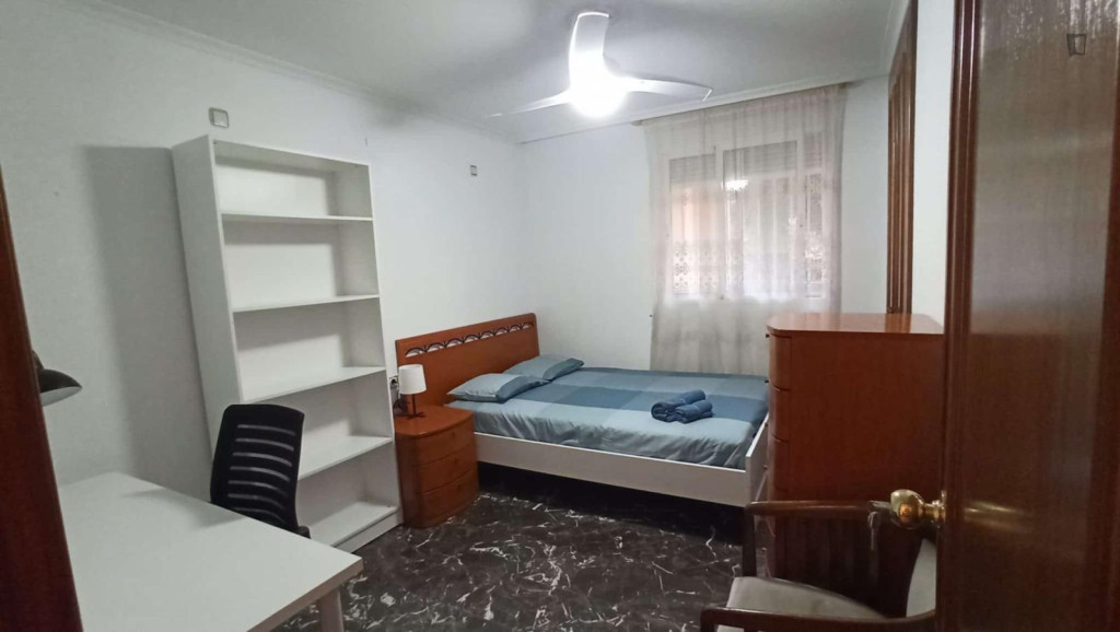 Cosy double bedroom in Patraix - Valence - chambre - ImmoJeune