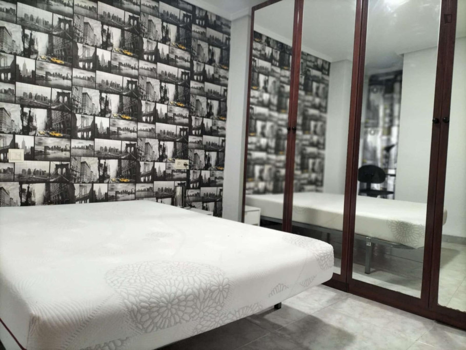 Homely double bedroom in Albors - Valence - chambre - ImmoJeune