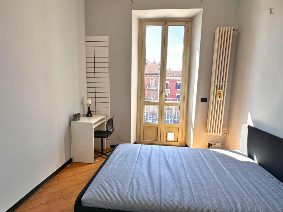 TUTTO INCLUSO PULIZIE SETTIMANALI - Camera spaziosa - Collegata benissimo alle università - Turin - chambre - ImmoJeune