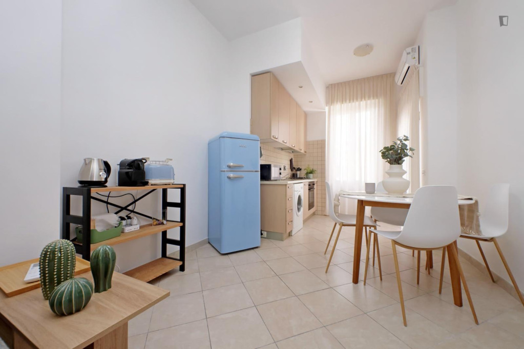 One-Bedroom Apartment with Terrace in Fiumicino - Rome - chambre - ImmoJeune
