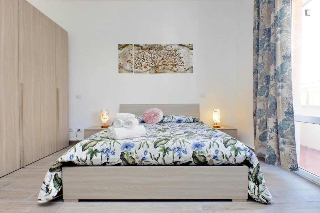 2-Bedroom Apartment in Fiumicino - Rome - chambre - ImmoJeune