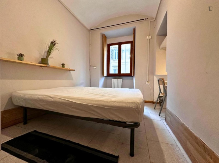 TUTTO INCLUSO - Camera spaziosa non distante dal Campus, Palazzo Nuovo, Balon! - Turin - chambre - ImmoJeune