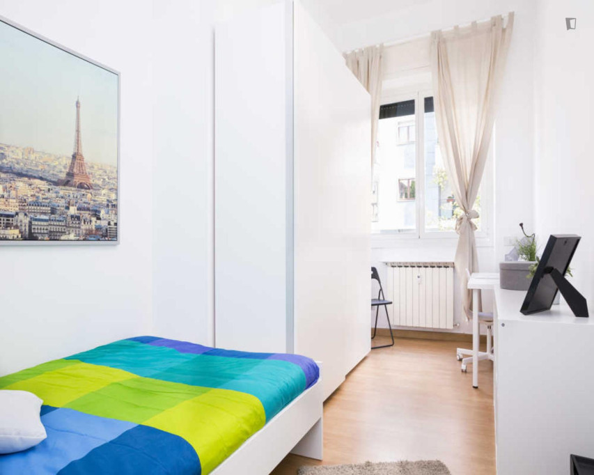Single bedroom in 8-bedroom apartment at Bovisa - Milan - chambre - ImmoJeune