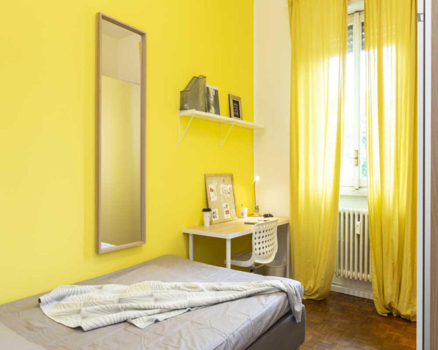 Lovely Double Bedroom next to Istituto Italiano di Fotografia - Milan - chambre - ImmoJeune
