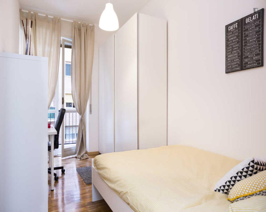 Cute Double Bedroom near Gambara Subway Station - Milan - chambre - ImmoJeune