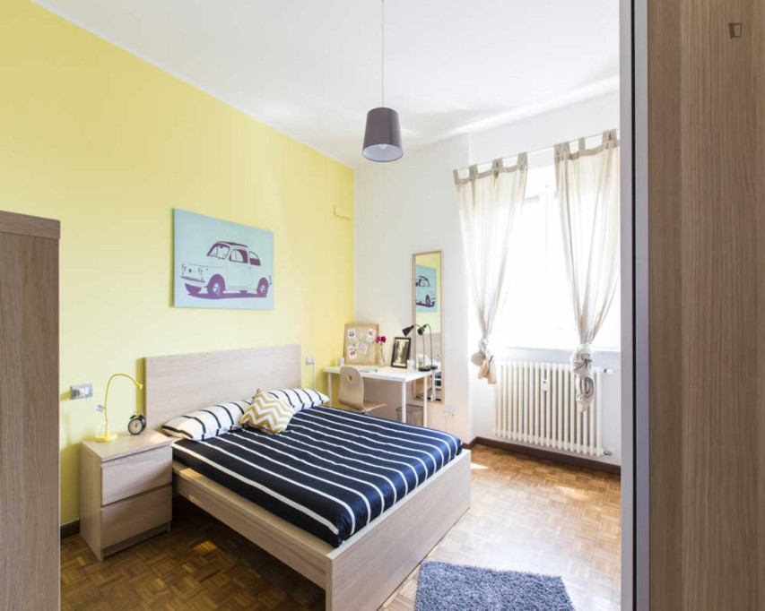 Awesome Double Bedroom close to Parco Cabassina - Milan - chambre - ImmoJeune