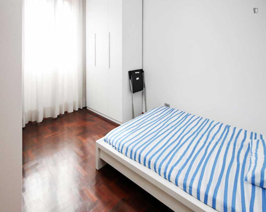 Private Single Room near Ponte Guido Crepax station - Milan - chambre - ImmoJeune