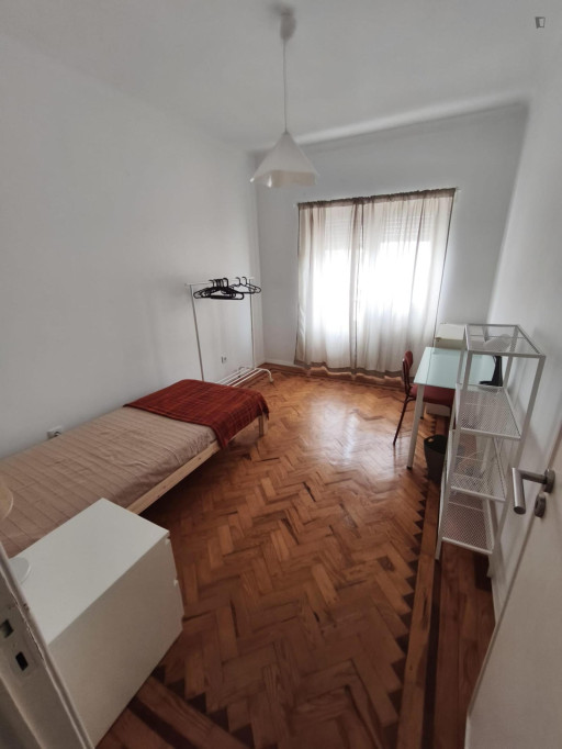 Dreamy Single Bedroom close to  NOVA School of Science and Technology - Lisbonne - chambre - ImmoJeune