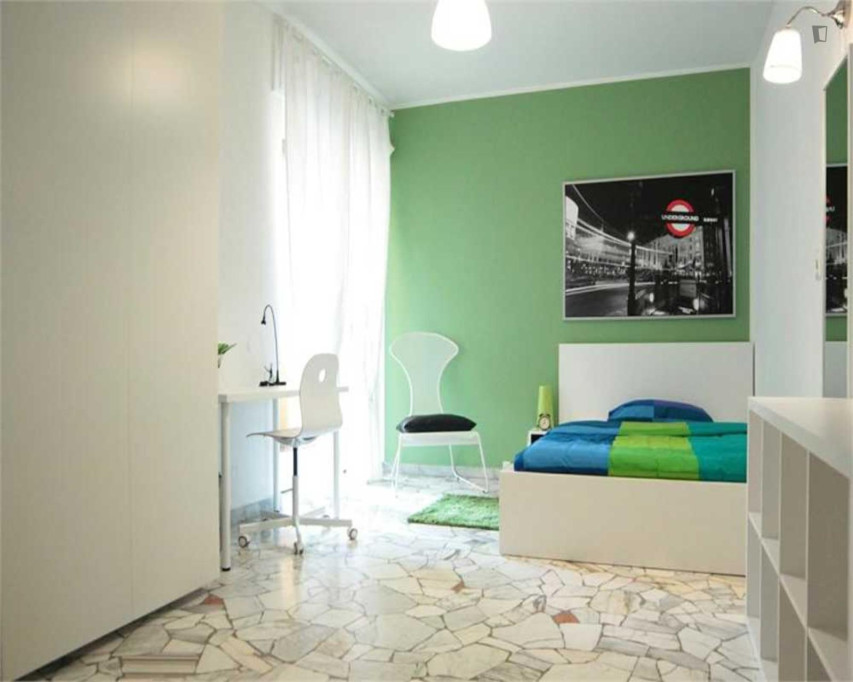 Nice double bedroom in Ponte Seveso - Milan - chambre - ImmoJeune
