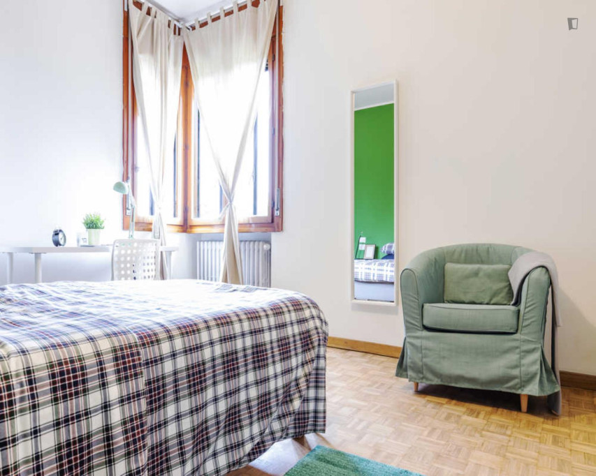 Confy Double Bedroom in Quartiere 2 Nord - Padova - chambre - ImmoJeune