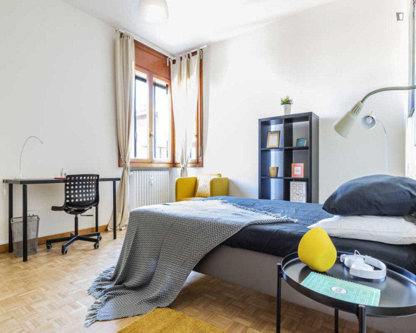 Lovely Double Bedroom in Quartiere 2 Nord - Padova - chambre - ImmoJeune