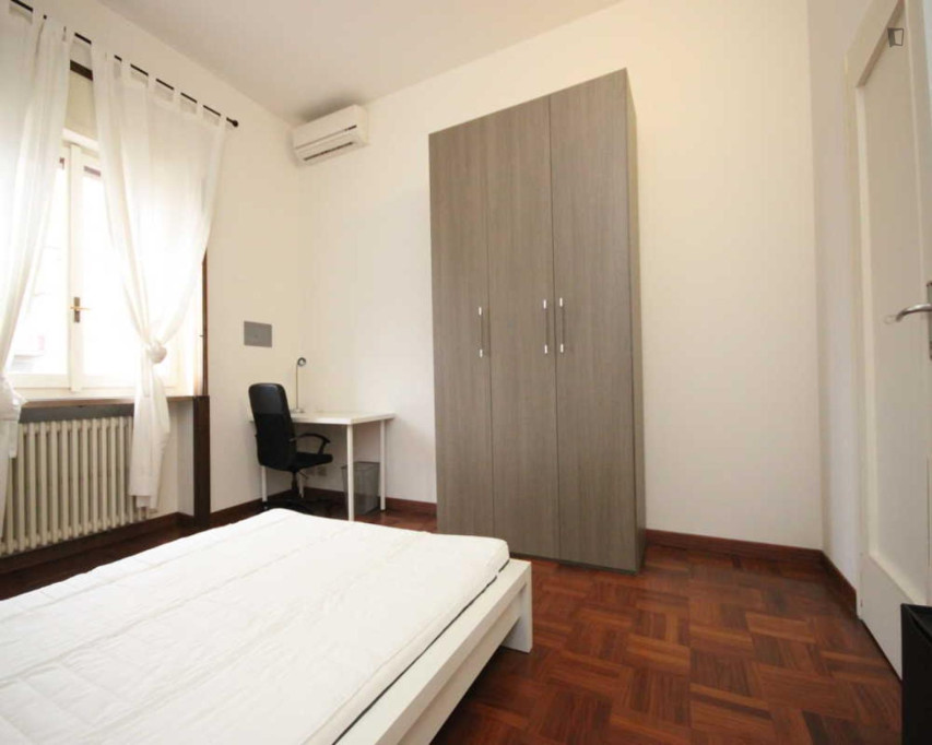 Cozy Single Bedroom Near Università Bocconi - Milan - chambre - ImmoJeune
