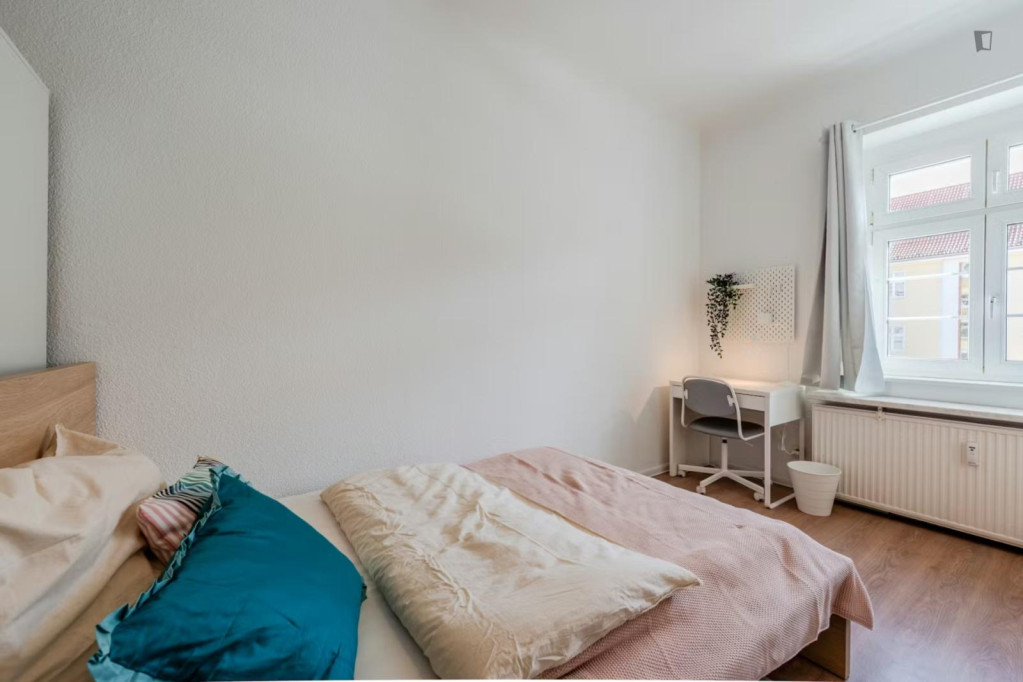 Neat and cosy double bedroom in Johannisthal - Berlin - chambre - ImmoJeune