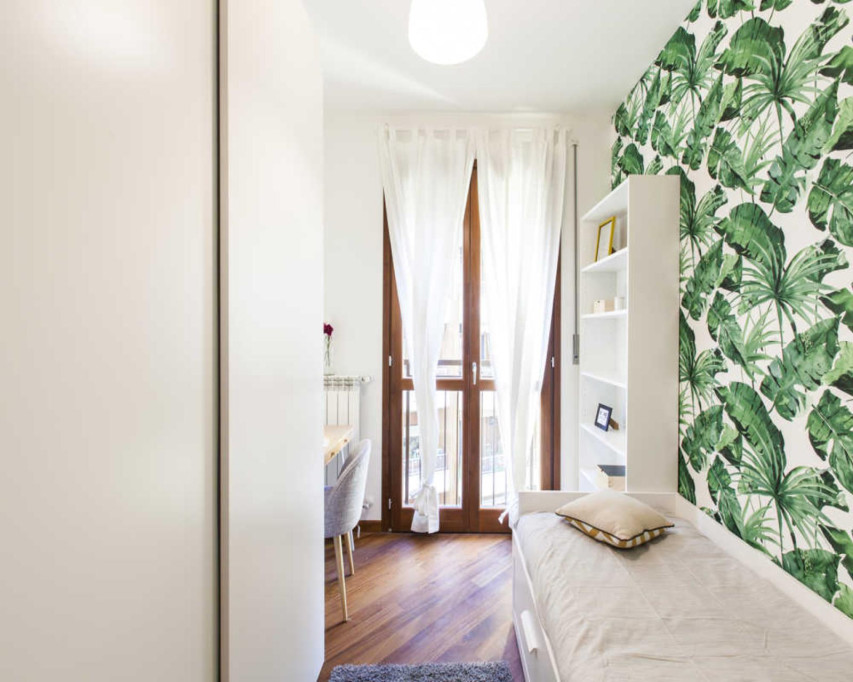 Relaxing Single Bedroom Near Corvetto Subway Station - Milan - chambre - ImmoJeune