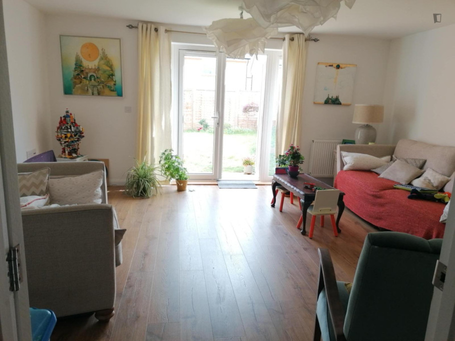 Cozy 3 Bedroom House close to Bursledon Skatepark - Southampton - chambre - ImmoJeune