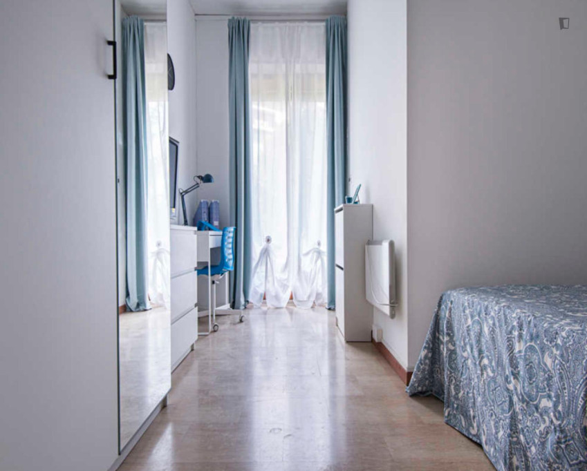 Nice single bedroom near Udine Metro - Milan - chambre - ImmoJeune