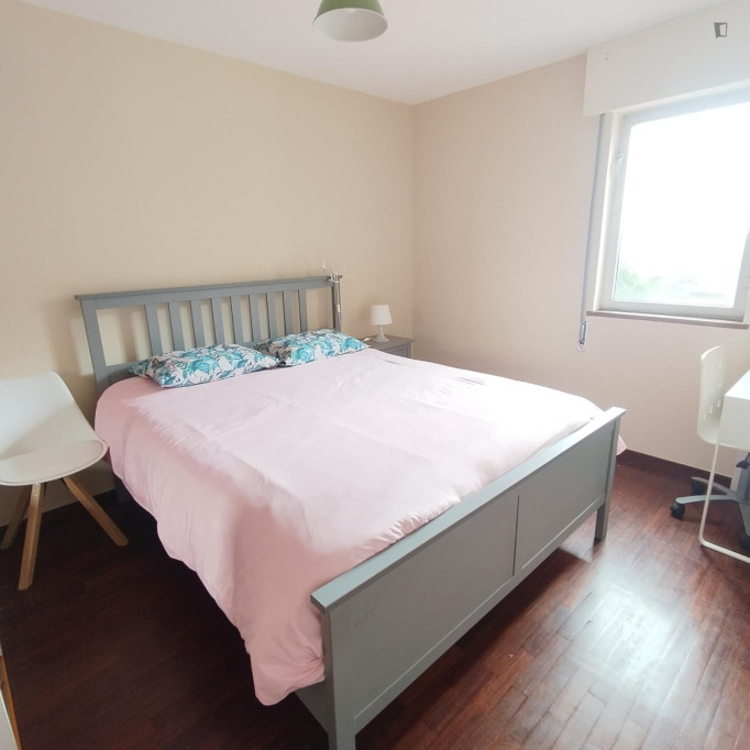 Luminous Double Bedroom - Apartment shared with one person - Lisbonne - chambre - ImmoJeune