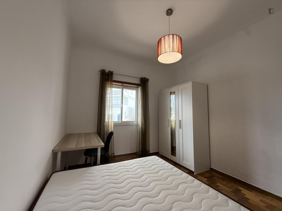 Comfy Single Bedroom close to Pólo III da University of Coimbra - Coimbra - chambre - ImmoJeune