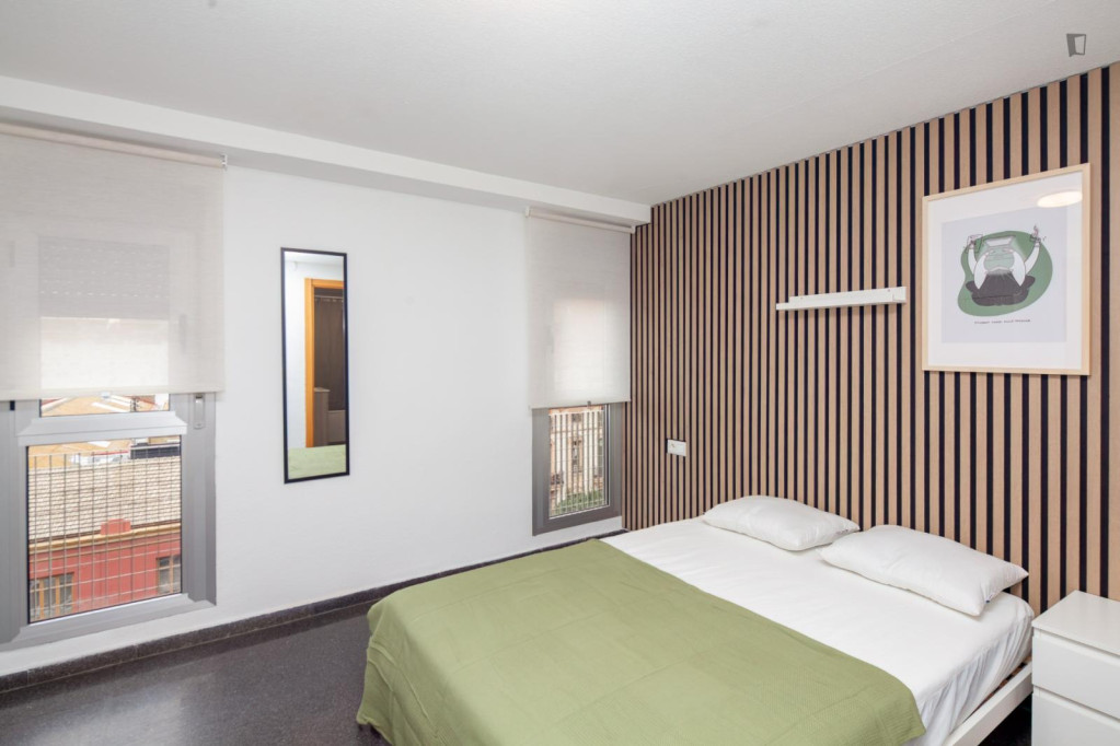 Welcoming double ensuite bedroom in Albors - Valence - chambre - ImmoJeune