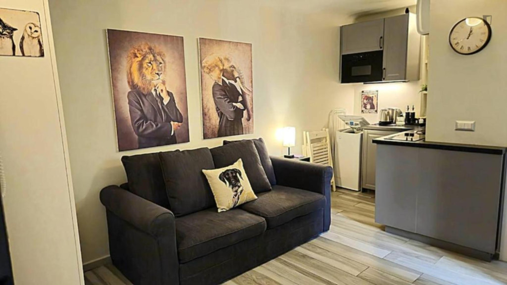 Cozy studio in Porta Venezia area - Milan - chambre - ImmoJeune