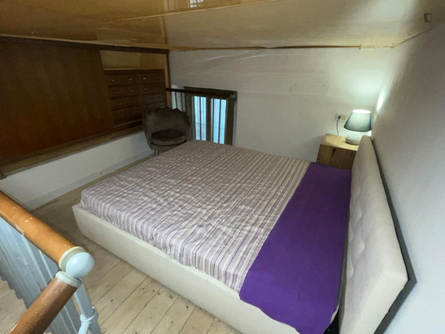 Cozy and recently renovated lofted studio close to Milano Villapizzone train station - Milan - chambre - ImmoJeune