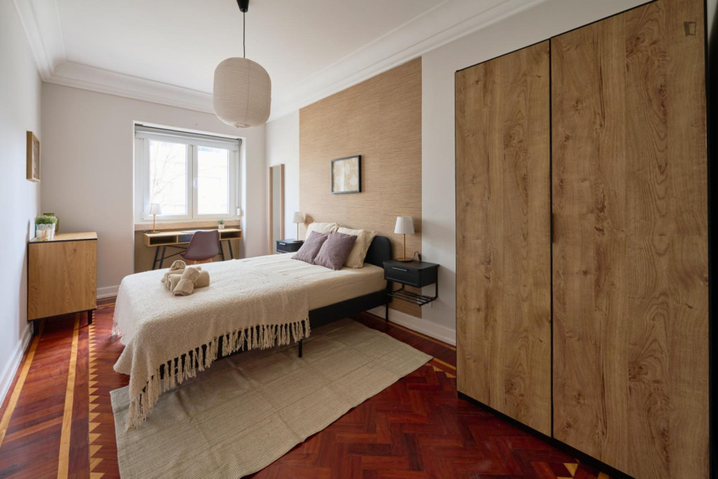 Very cosy double bedroom in Picoas - Lisbonne - chambre - ImmoJeune