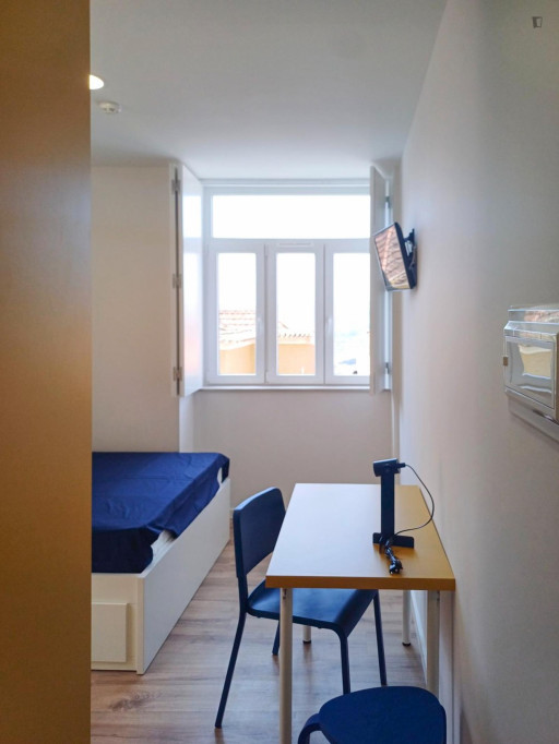 Luminous studio in Montes Claros - Coimbra - chambre - ImmoJeune