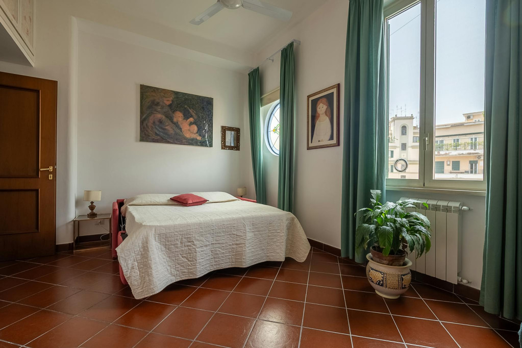 Viale delle Medaglie d'Oro, Rome - Rome - chambre - ImmoJeune