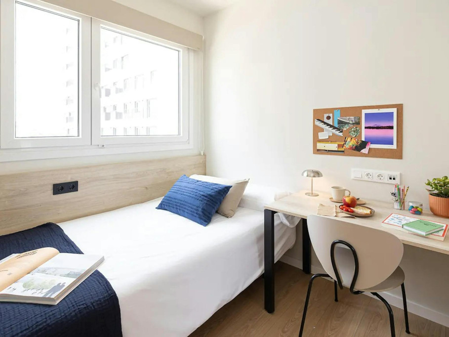 Avinguda de Jaume I, Terrassa - Terrassa - chambre - ImmoJeune