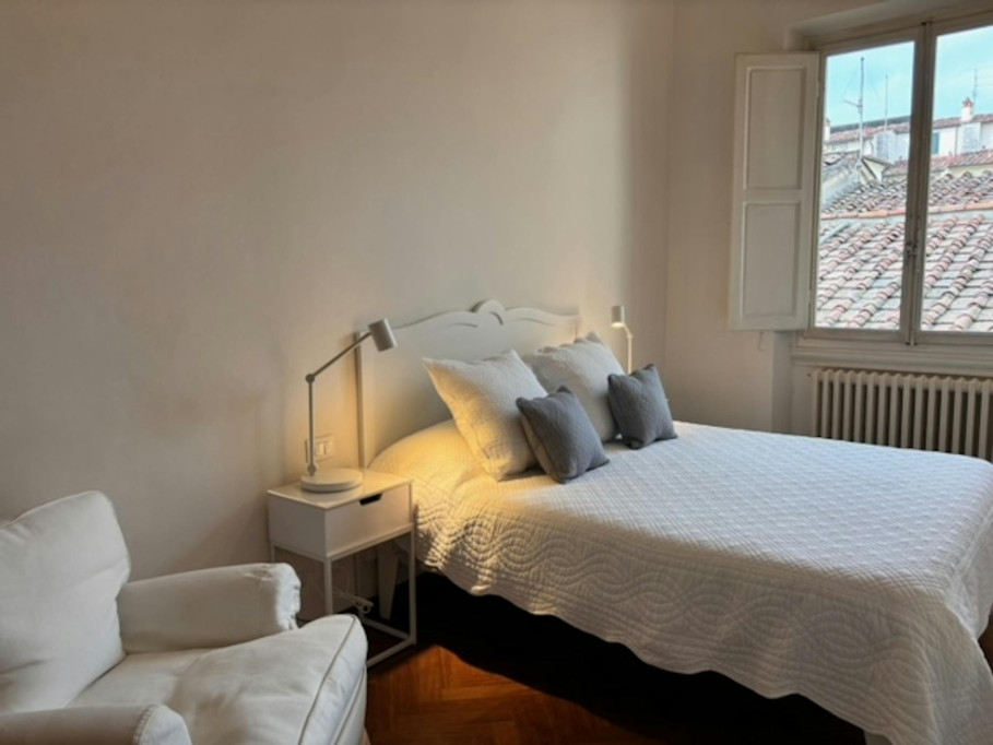 Via dei Cerchi, Florence - Florence - chambre - ImmoJeune