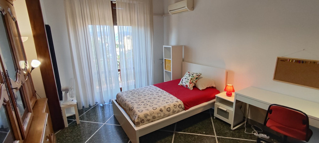 Viale Fratelli Rosselli, Florence - Florence - chambre - ImmoJeune