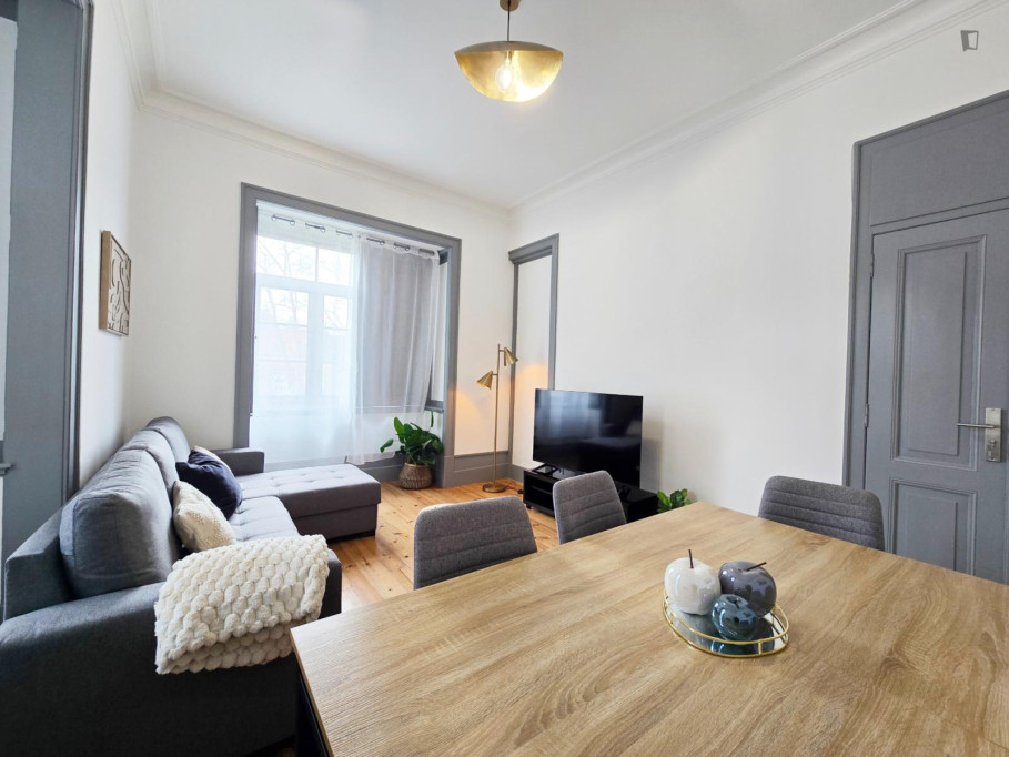Spacious 4-bedroom apartment in Montes Claros - Coimbra - chambre - ImmoJeune