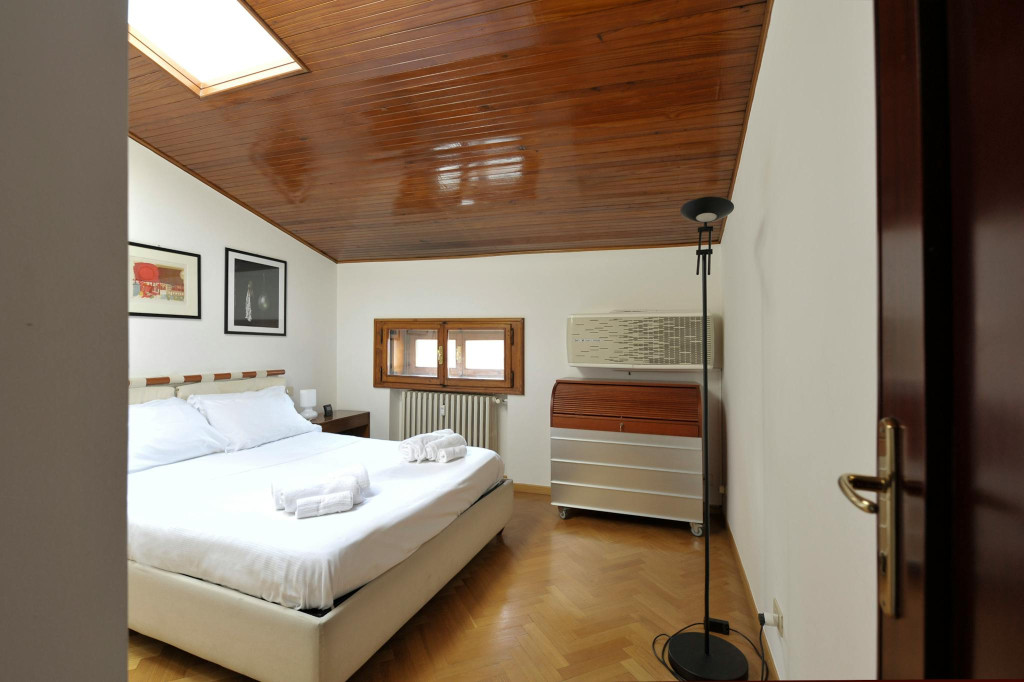 Piazza San Martino, Bologna - Bologne - chambre - ImmoJeune